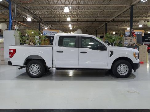 Used 2021 Ford F150 XL w/ Trailer Tow Package image 6