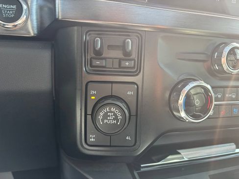 Used 2024 Ford F350 Lariat w/ Tremor Off-Road Package AWD/4WD image 31