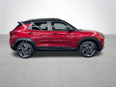 Used 2024 Chevrolet TrailBlazer RS AWD/4WD image 9