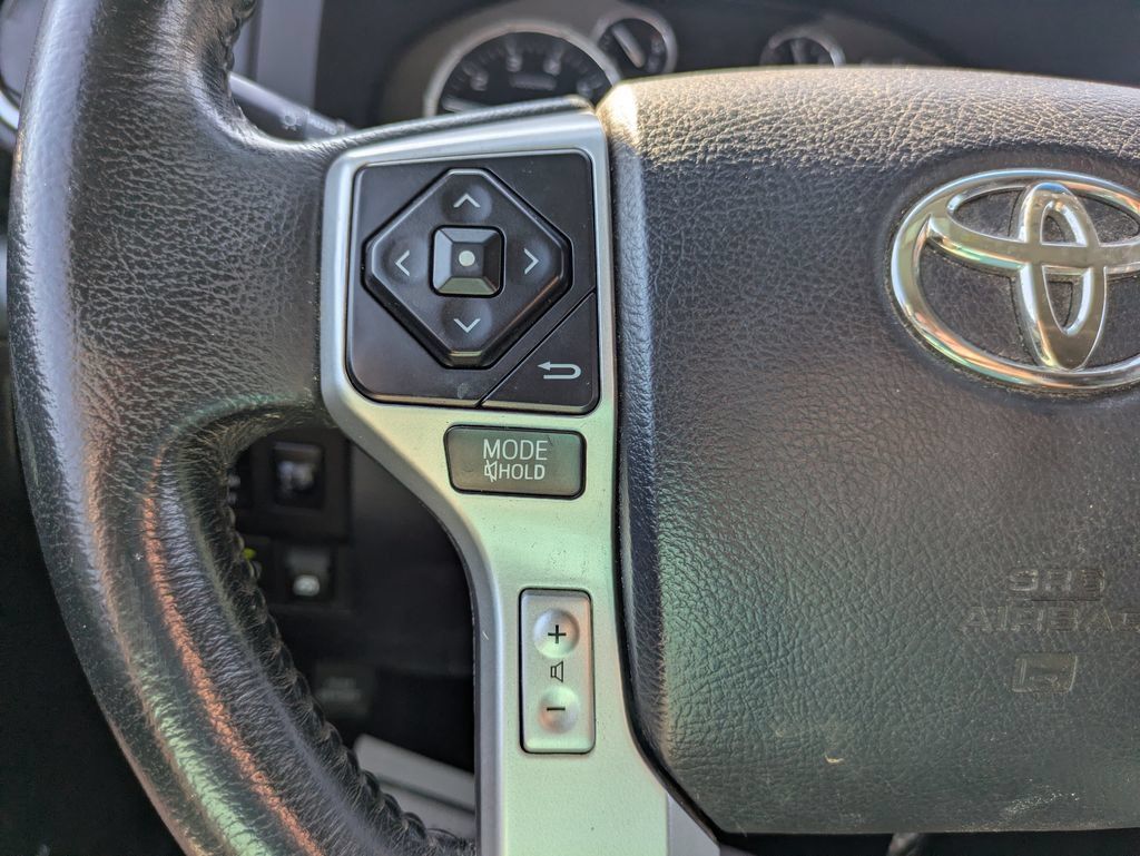 Used 2017 Toyota Tundra Platinum AWD/4WD image 14