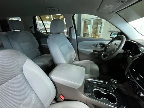 Used 2019 Chevrolet Traverse LT FWD image 29