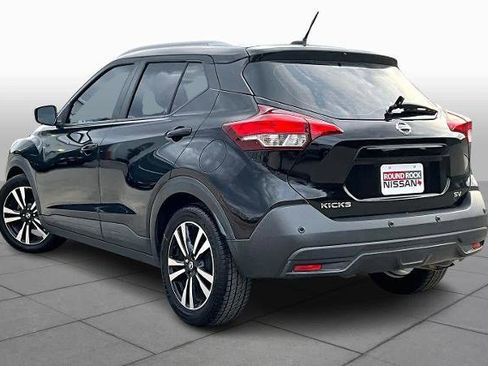 Certified 2020 Nissan Kicks SV image 11