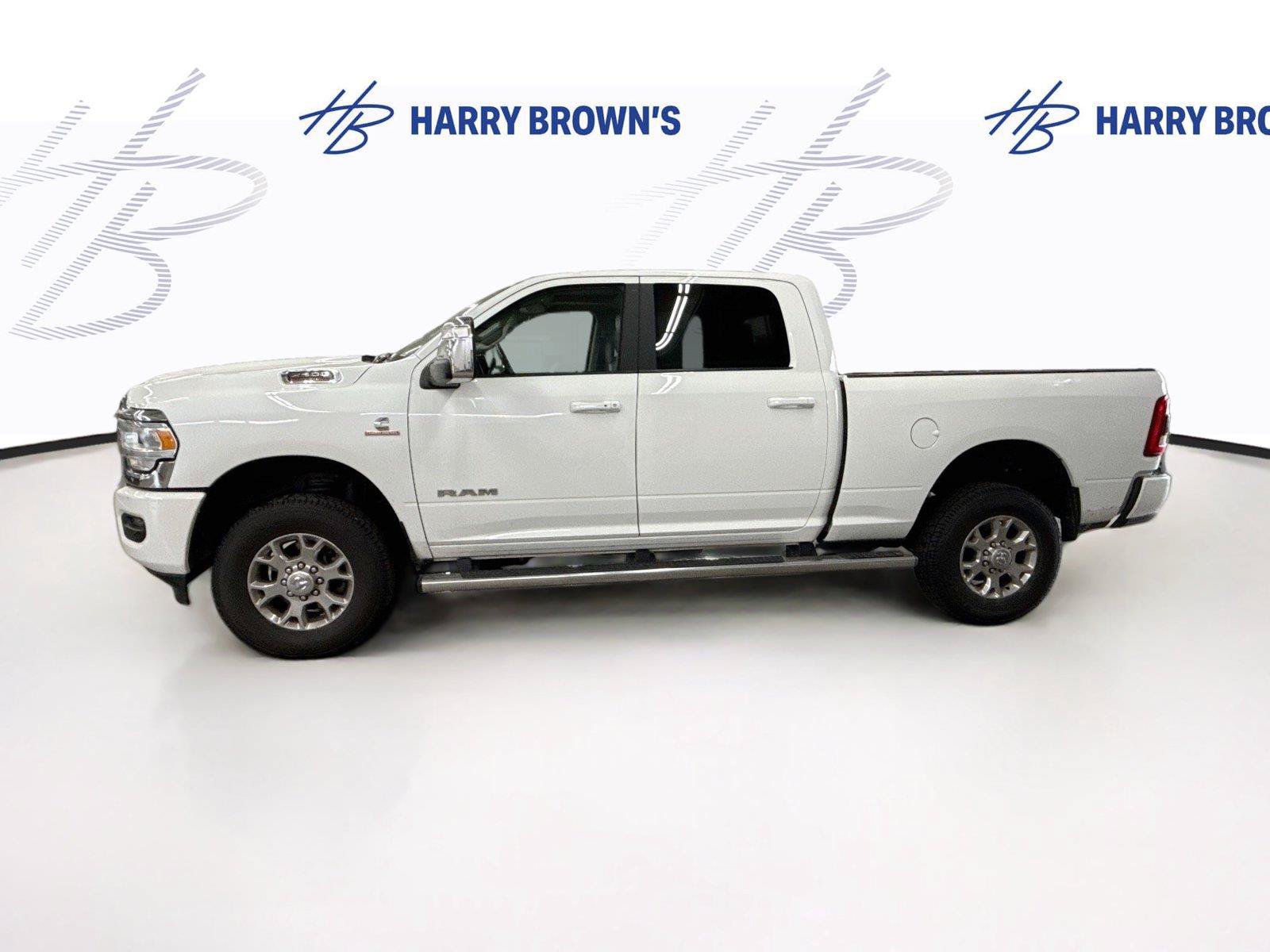 Used 2024 RAM 2500 Laramie AWD/4WD image 8