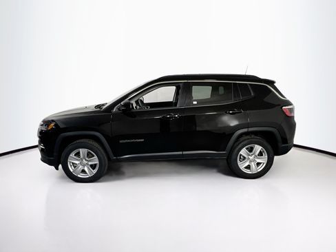 Used 2022 Jeep Compass Latitude AWD/4WD image 8