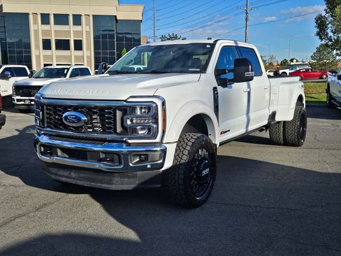 Used 2025 Ford F450 Lariat w/ Lariat Ultimate Package AWD/4WD image 10