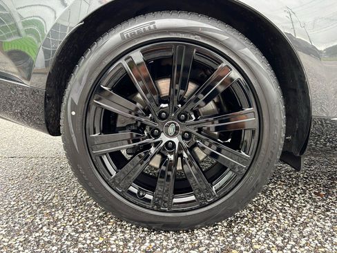 Used 2023 Land Rover Range Rover Long Wheelbase Autobiography AWD/4WD image 32