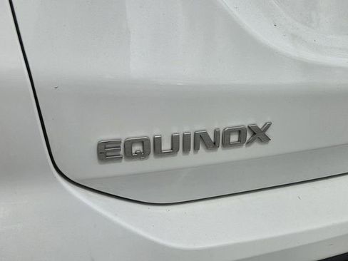 Used 2024 Chevrolet Equinox LT FWD image 5