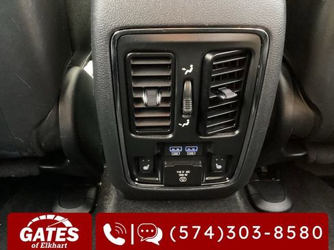 Used 2020 Jeep Grand Cherokee Limited w/ Luxury Group II image 17