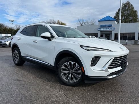 Used 2025 Buick Envision Preferred image 2