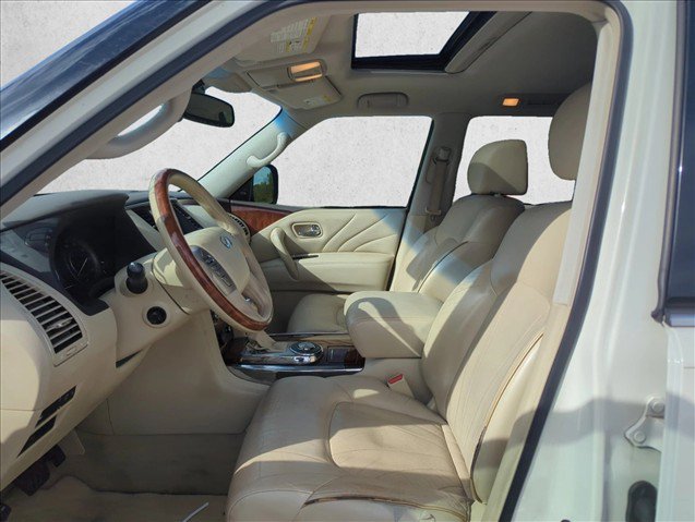Used 2015 INFINITI QX80 2WD w/ Deluxe Technology Package image 17