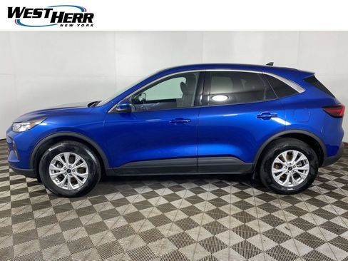 Used 2023 Ford Escape Active w/ Tech Pack #2 AWD/4WD image 24