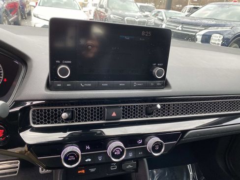 Used 2022 Honda Civic Sport image 11