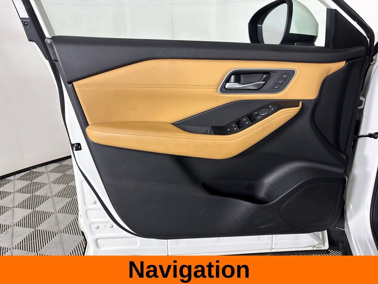 Used 2023 Nissan Rogue Platinum w/ Platinum Premium Package AWD/4WD image 11