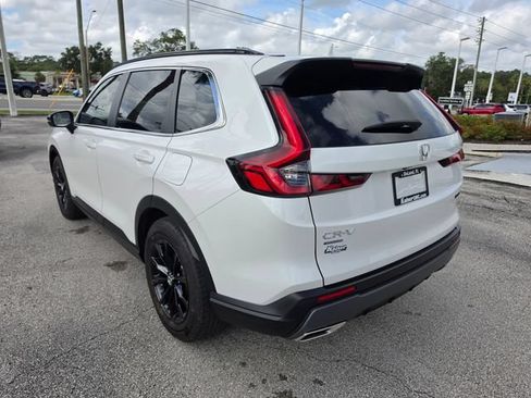 Used 2025 Honda CR-V Sport image 3