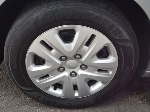 Used 2019 Dodge Grand Caravan SE image 43