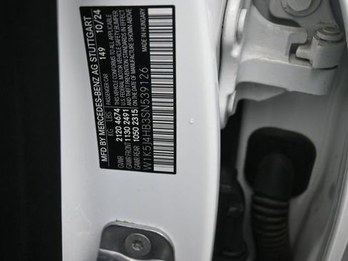 Used 2025 Mercedes-Benz CLA 250 4MATIC image 18