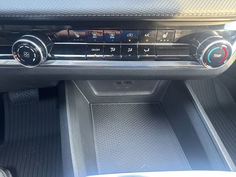 New 2026 Chevrolet Equinox LT w/ Safety and Technology Package image 27