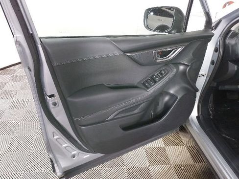 Used 2023 Subaru Forester Premium AWD/4WD image 16