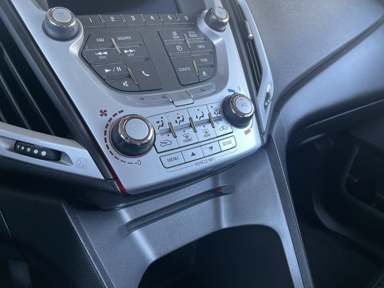 Used 2013 GMC Terrain SLE FWD image 31