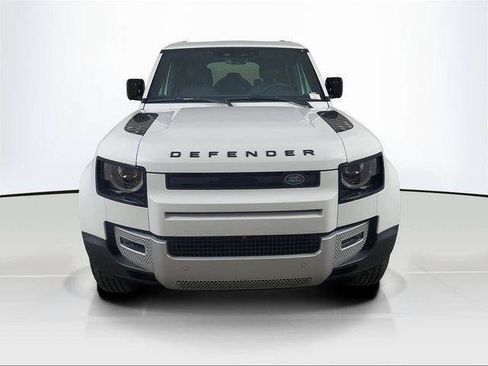 Used 2025 Land Rover Defender 110 S AWD/4WD image 8