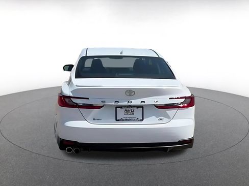 Used 2026 Toyota Camry SE FWD image 12