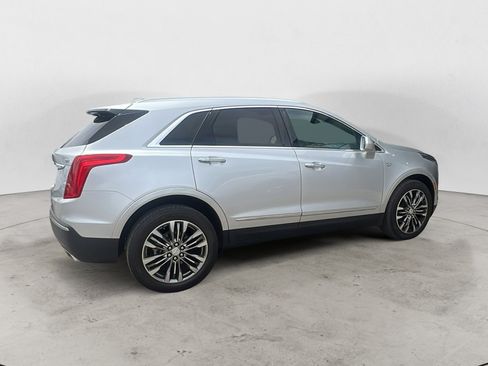 Used 2017 Cadillac XT5 Premium Luxury AWD/4WD image 7
