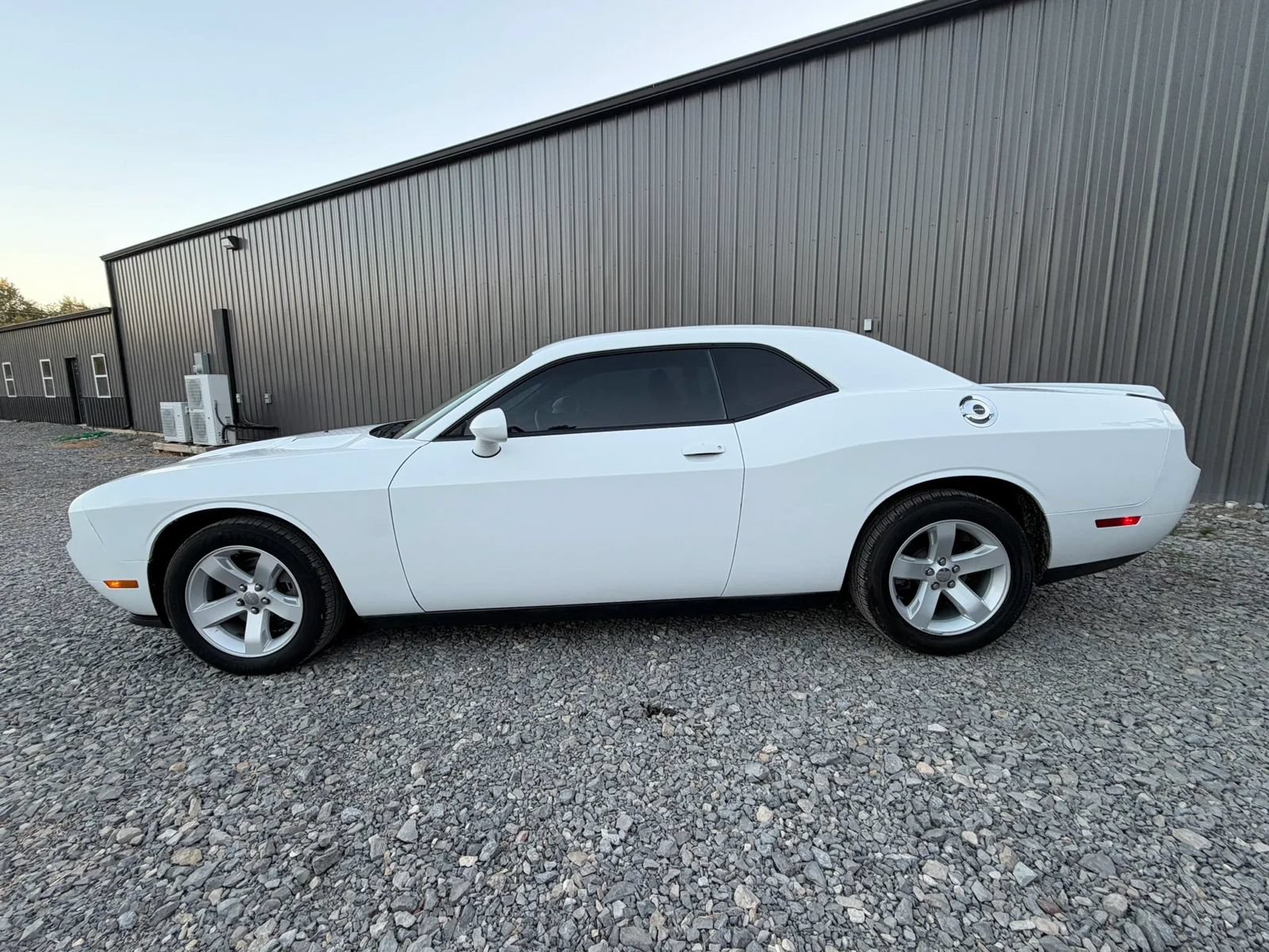 Used 2012 Dodge Challenger SXT RWD image 8