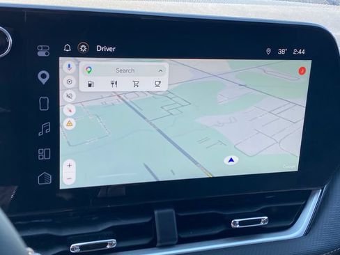 Certified 2026 Chevrolet Equinox LT AWD/4WD image 10