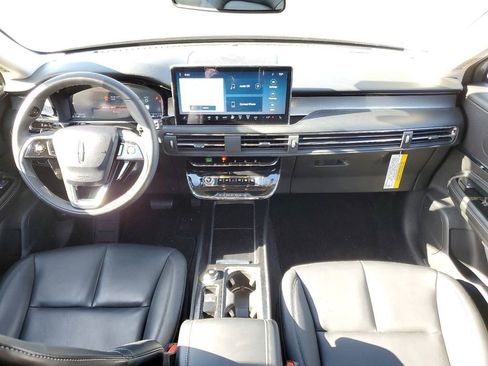 Used 2023 Lincoln Corsair FWD image 13