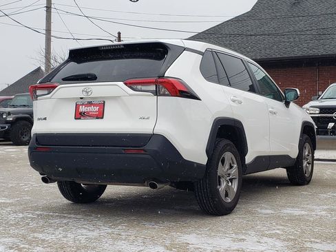 Used 2023 Toyota RAV4 XLE image 9