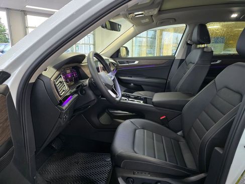 New 2026 Volkswagen Atlas SEL image 17