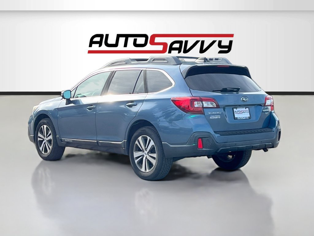 Used 2018 Subaru Outback 3.6R Limited w/ 50th Anniversary Edition AWD/4WD image 5