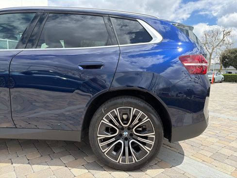 Used 2026 BMW X3 xDrive30 w/ Premium Package image 3