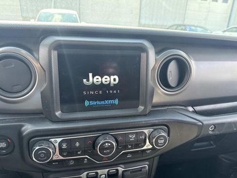 Used 2022 Jeep Wrangler Unlimited Sport image 20