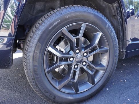 Used 2024 Jeep Grand Cherokee Limited 4xe image 5