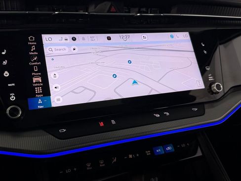 Used 2025 Jeep Wagoneer S Launch Edition image 20