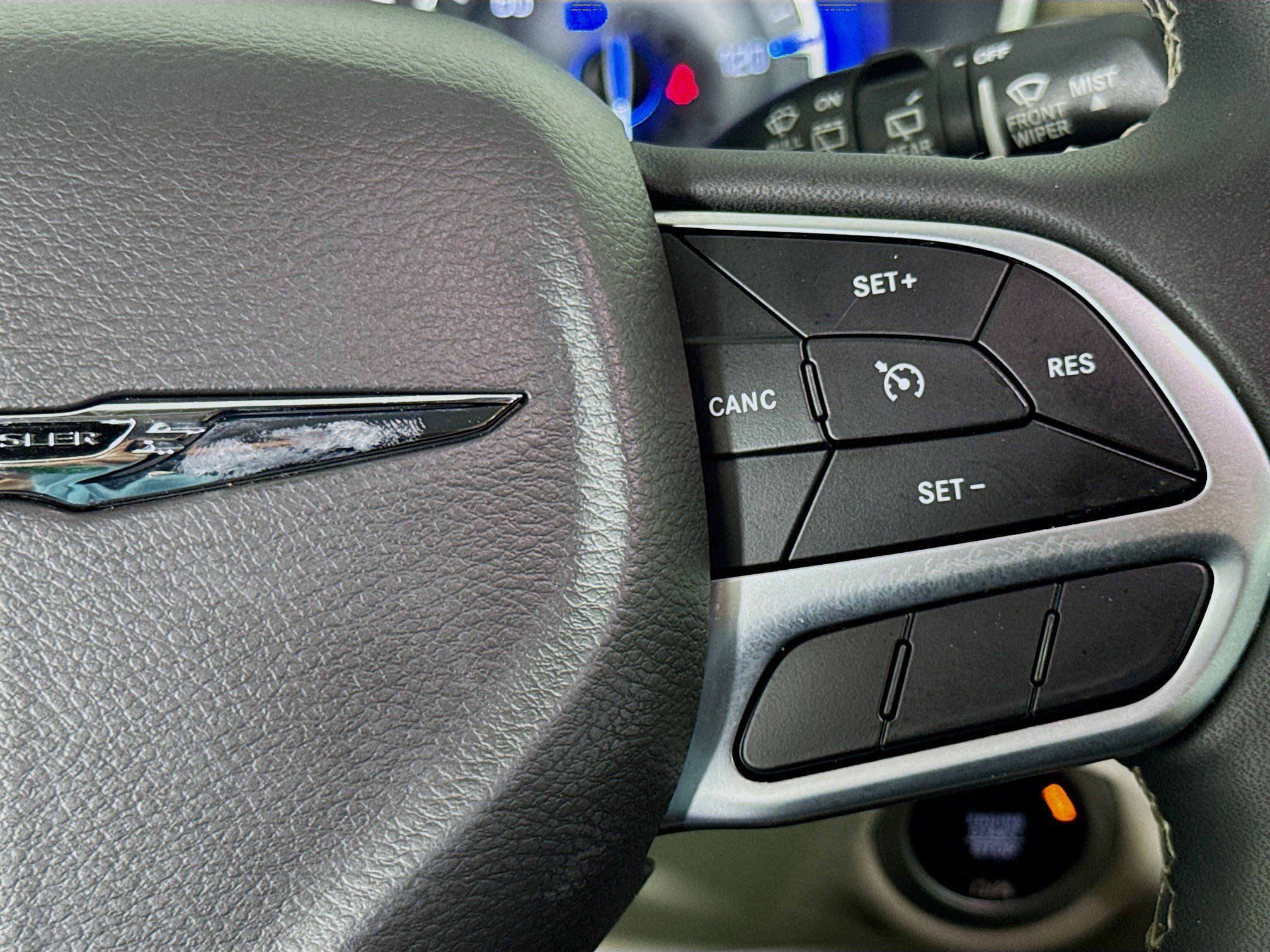 Used 2022 Chrysler Voyager LX FWD image 13