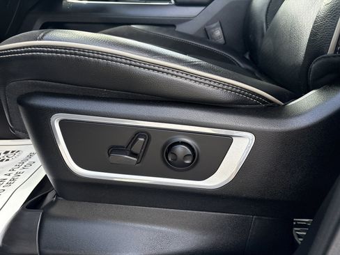 Used 2022 RAM 1500 Laramie RWD image 15