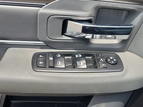 Used 2018 RAM 1500 Big Horn AWD/4WD image 11