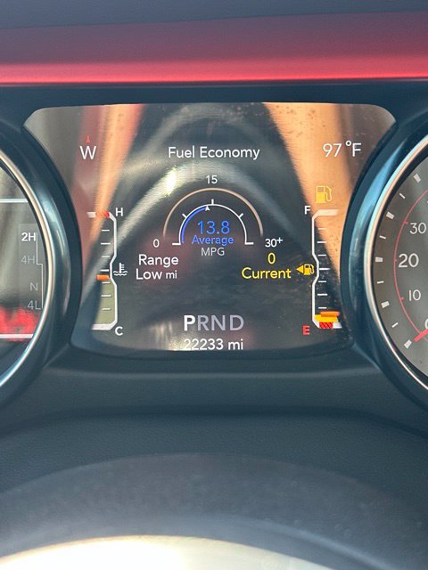Used 2022 Jeep Wrangler Unlimited Rubicon w/ Cold Weather Group AWD/4WD image 57