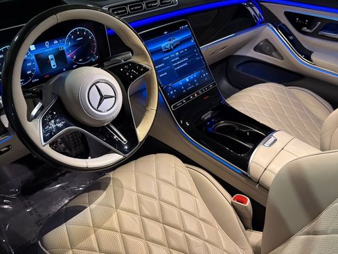 Used 2023 Mercedes-Benz S 580 4MATIC Sedan image 9