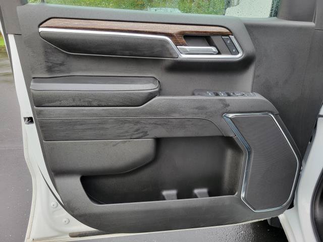 Used 2024 GMC Sierra 1500 Elevation AWD/4WD image 11