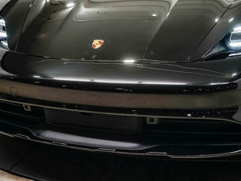 Used 2023 Porsche Taycan 4 Cross Turismo image 8