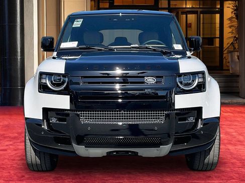 New 2026 Land Rover Defender 110 X AWD/4WD image 3