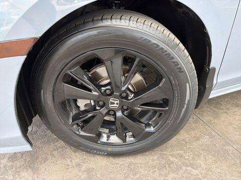 Used 2024 Honda Odyssey Sport image 5