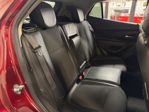 Used 2022 Buick Encore Preferred w/ Safety Package AWD/4WD image 18