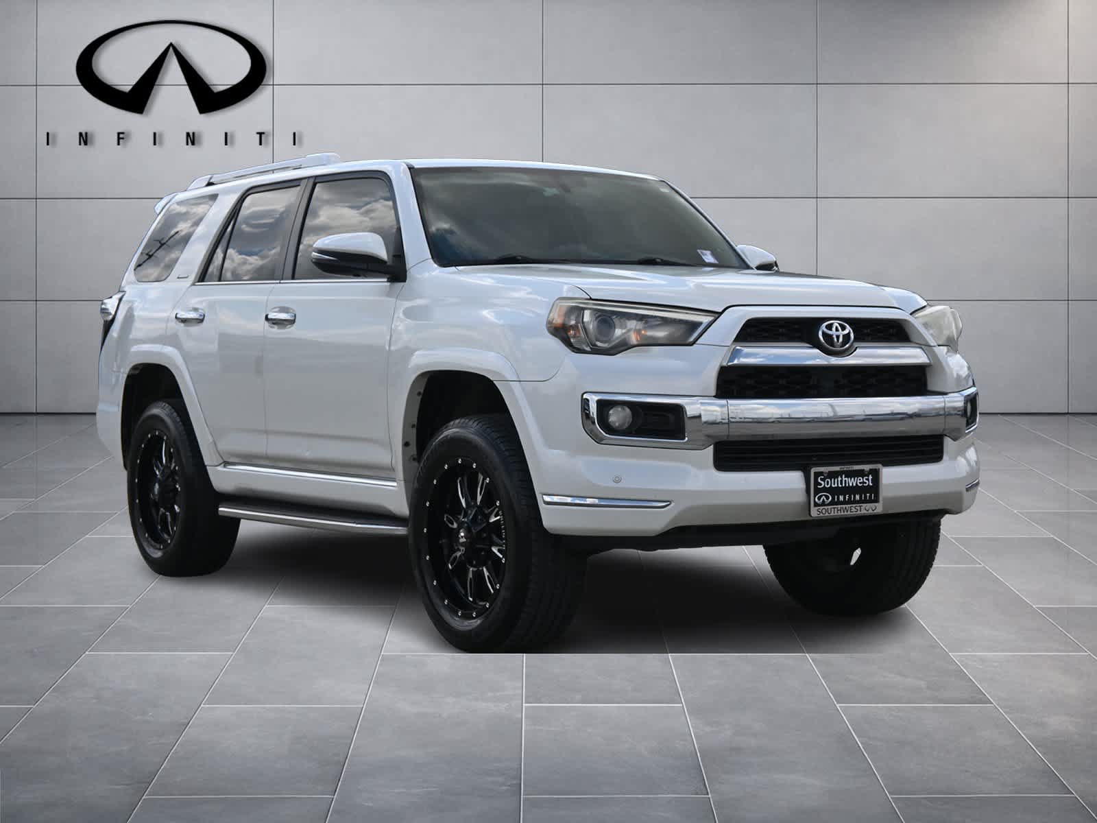 Used 2014 Toyota 4Runner Limited RWD image 3