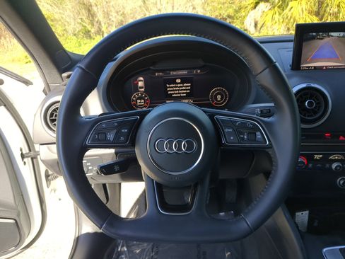 Used 2018 Audi A3 2.0T Premium Plus image 32