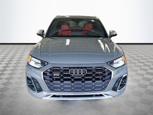 Used 2023 Audi SQ5 Premium Plus w/ Premium Plus Package AWD/4WD image 2