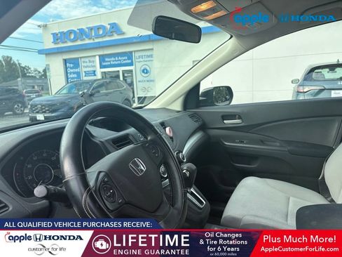 Used 2016 Honda CR-V SE image 7